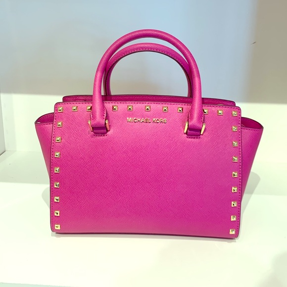 Michael Kors Handbags - 💗SALE💗 Michael Kors Selma Stud Satchel hot pink
